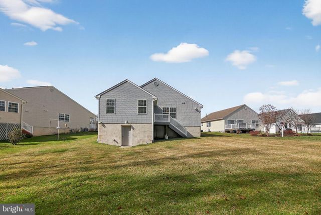 33 BEAR CREEK DR, Mantua, NJ 08051