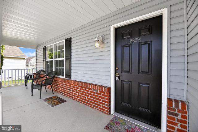 33 BEAR CREEK DR, Mantua, NJ 08051