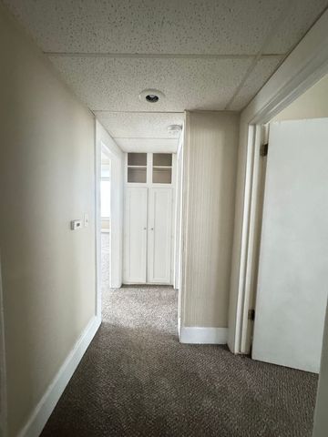 827-829 W 15th Street, Davenport, IA 52804