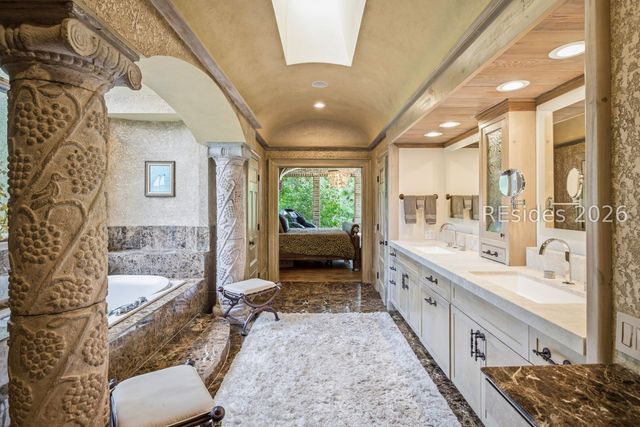 19 Wexford Club Dr, Hilton Head Island, SC 29928