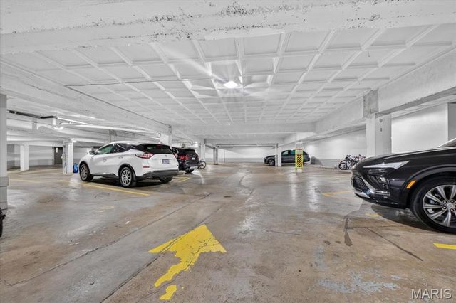 7745 Kingsbury Boulevard 12, Clayton, MO 63105