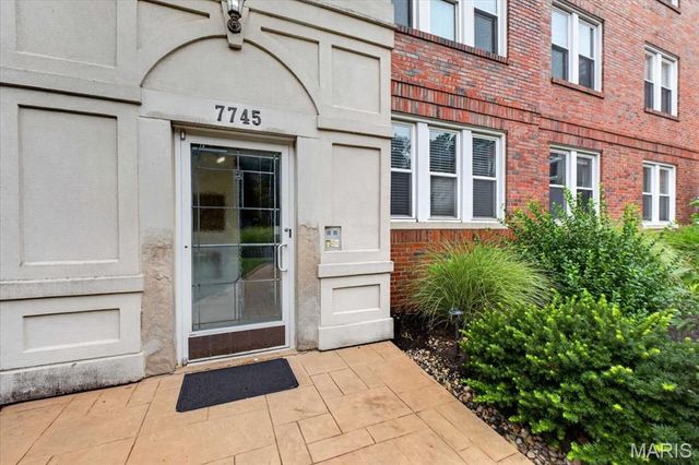 7745 Kingsbury Boulevard 12, Clayton, MO 63105