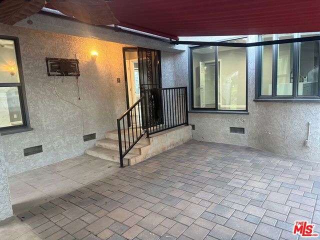 3211 W 78th Street, Los Angeles, CA 90043