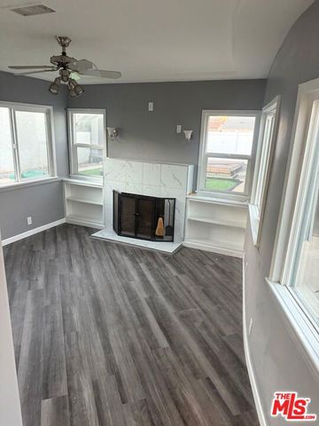3211 W 78th Street, Los Angeles, CA 90043