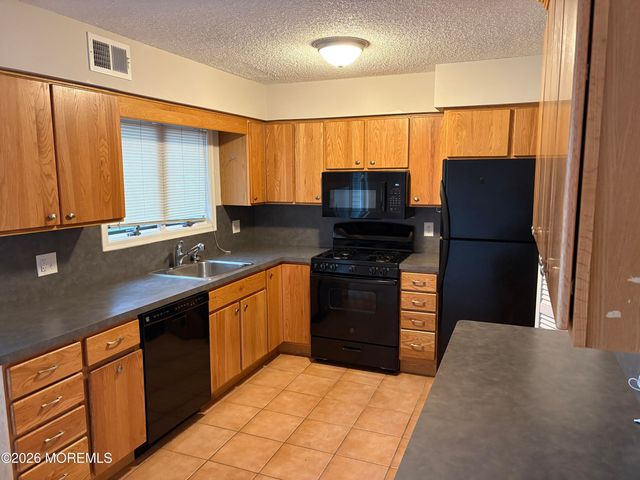 661 Ellicott Avenue 103, Toms River, NJ 08753