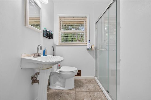 128 Peachtree Circle SE, Marietta, GA 30060