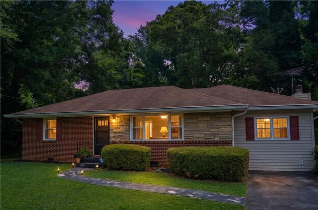 128 Peachtree Circle SE, Marietta, GA 30060