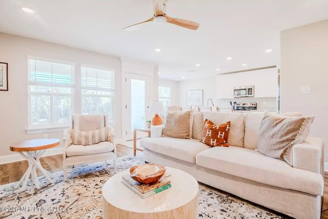 6702 Afton Cove, Ocean Springs, MS 39564
