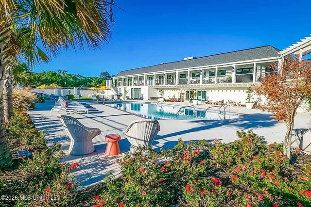 6702 Afton Cove, Ocean Springs, MS 39564