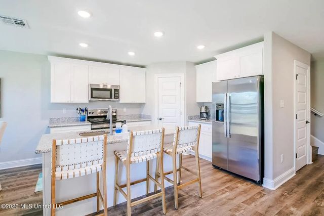 6702 Afton Cove, Ocean Springs, MS 39564