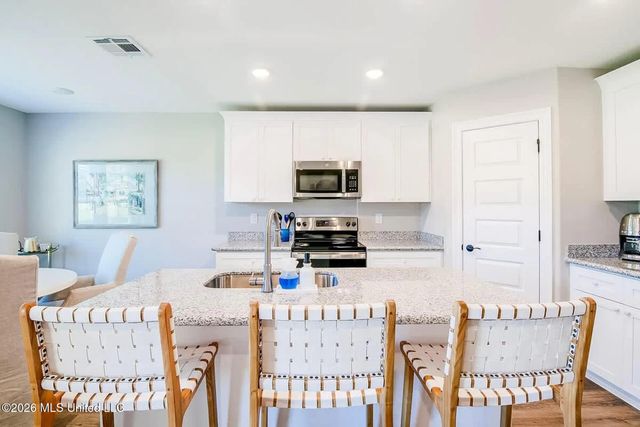 6702 Afton Cove, Ocean Springs, MS 39564