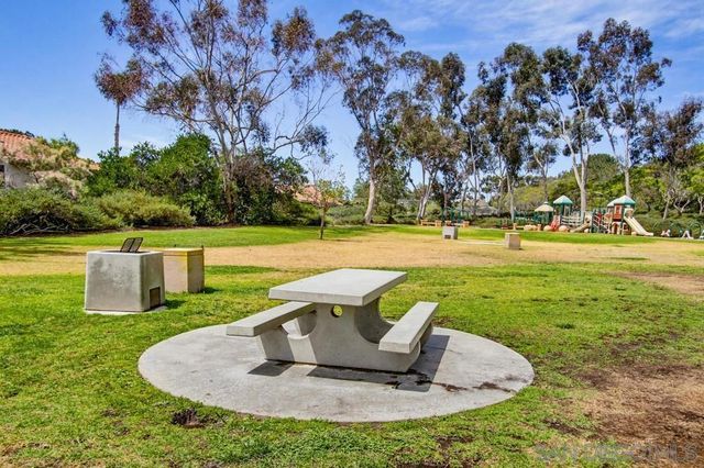 3606 Bernwood Pl 9, San Diego, CA 92130
