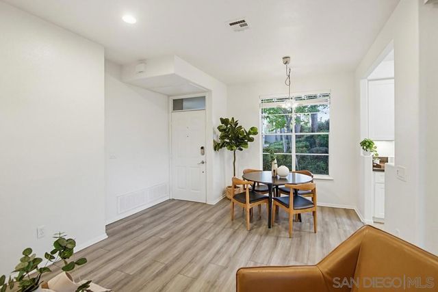 3606 Bernwood Pl 9, San Diego, CA 92130