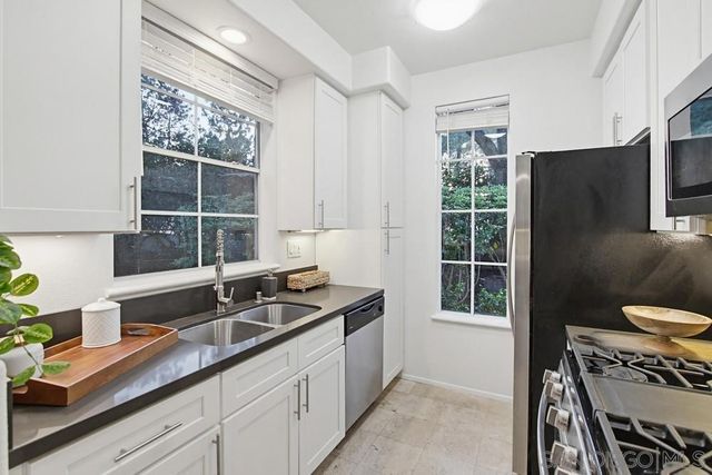 3606 Bernwood Pl 9, San Diego, CA 92130
