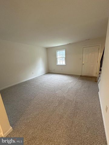 12 MANCHESTER CT, Fredericksburg, VA 22408