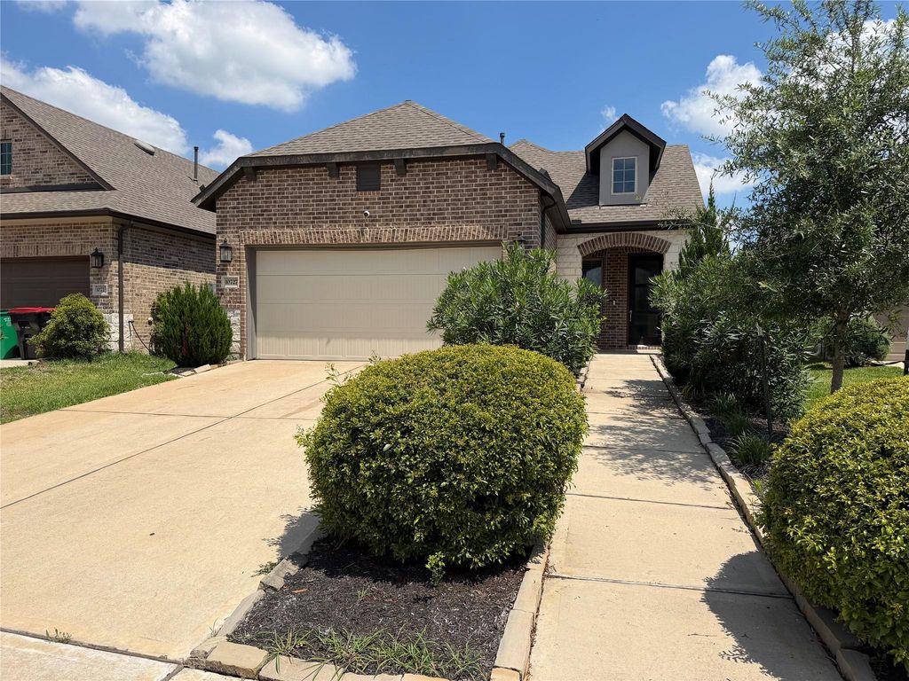 10727 Bridgeport Path Court, Missouri City, TX 77459