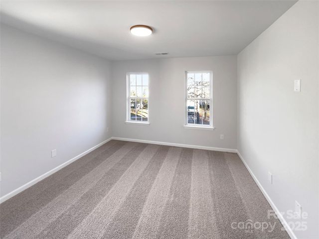 209 Minitree Lane, Charlotte, NC 28214