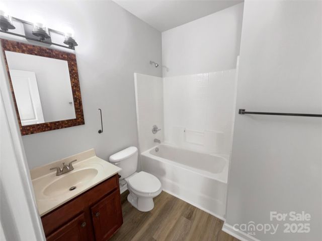 209 Minitree Lane, Charlotte, NC 28214