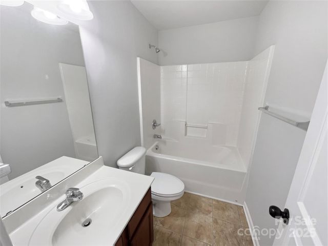 209 Minitree Lane, Charlotte, NC 28214