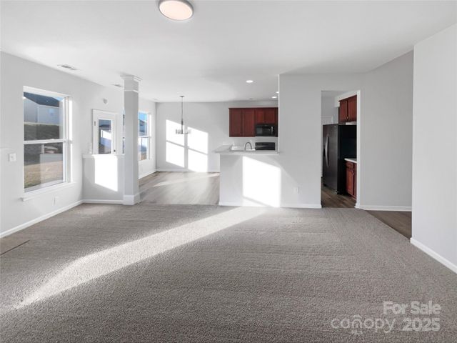 209 Minitree Lane, Charlotte, NC 28214