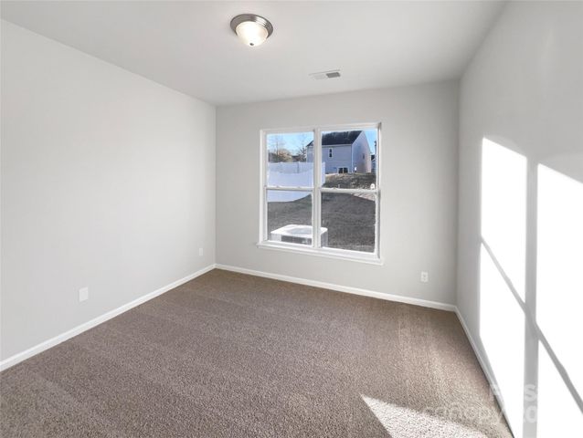 209 Minitree Lane, Charlotte, NC 28214