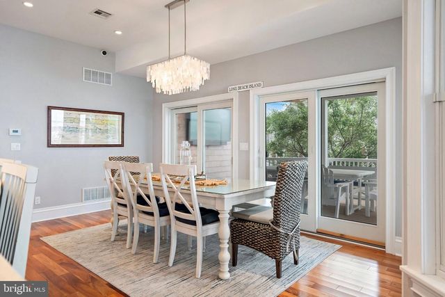 11 W 51ST ST, Long Beach, NJ 08008