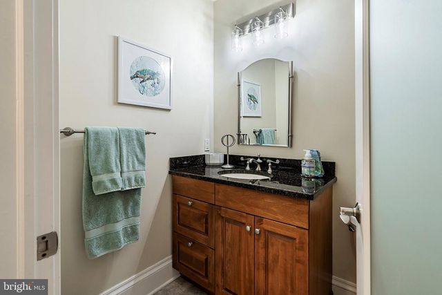 11 W 51ST ST, Long Beach, NJ 08008