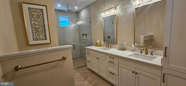 11 W 51ST ST, Long Beach, NJ 08008