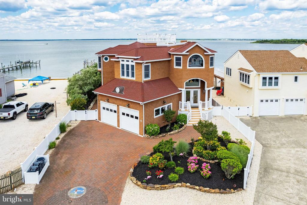 11 W 51ST ST, Long Beach, NJ 08008