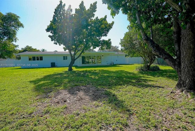 9301 SW 178th St 0, Palmetto Bay, FL 33157