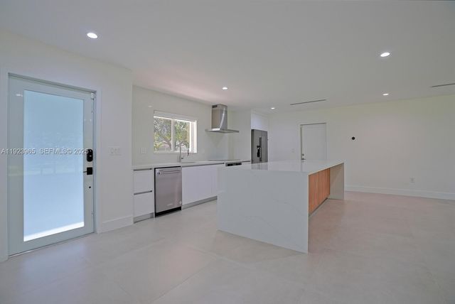 9301 SW 178th St 0, Palmetto Bay, FL 33157