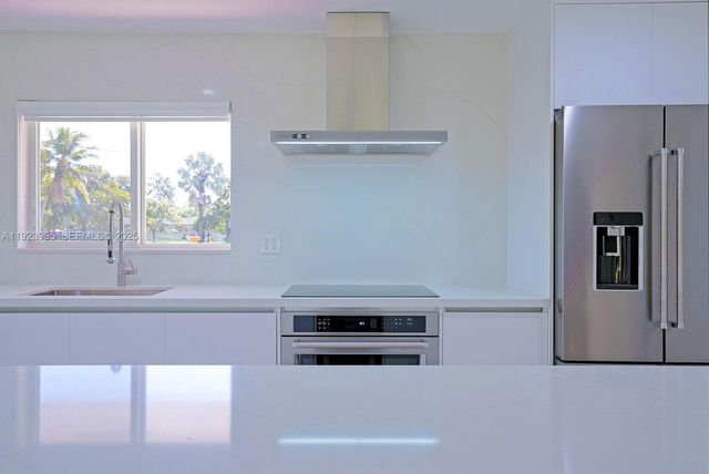 9301 SW 178th St 0, Palmetto Bay, FL 33157