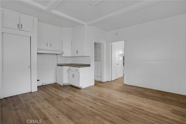 531 W 5th Street, Long Beach, CA 90802