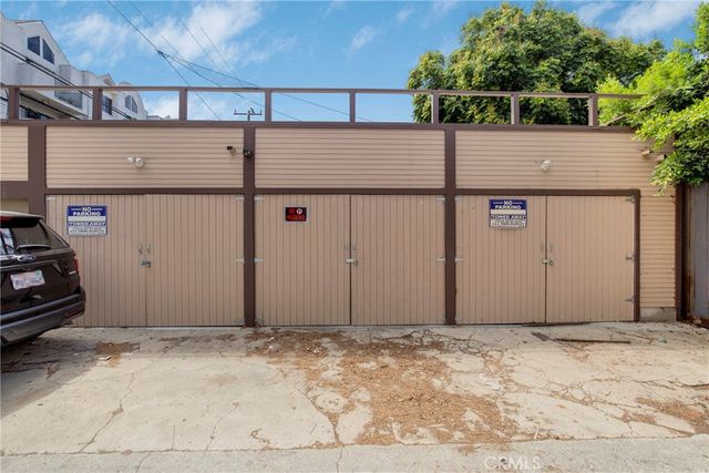 531 W 5th Street, Long Beach, CA 90802