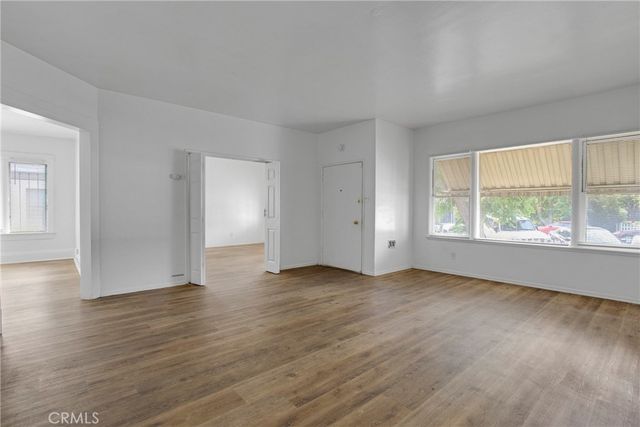 531 W 5th Street, Long Beach, CA 90802