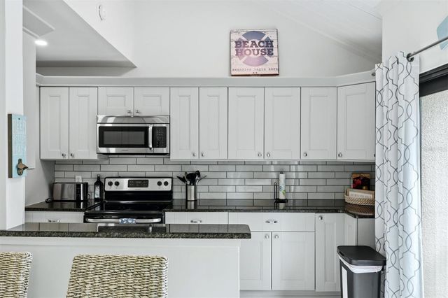 216 PASS KEY ROAD 216, Sarasota, FL 34242