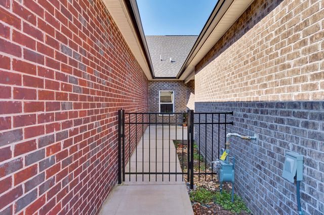 34 Founding Way Unit C, Lookout Mountain, GA 30750
