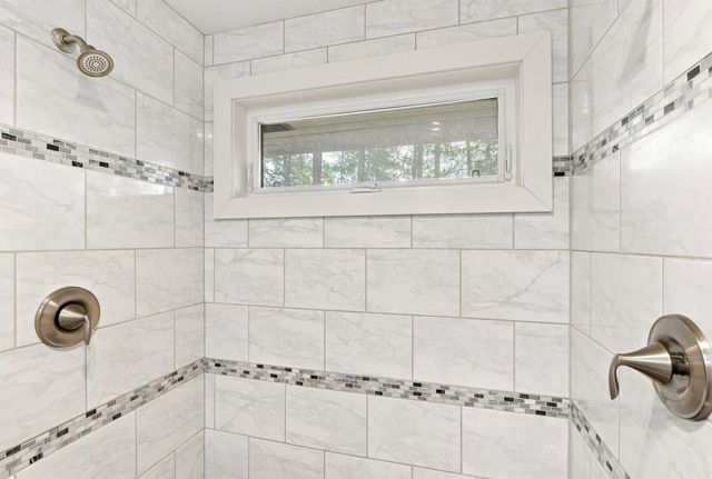 1924 E 23rd Ave, Spokane, WA 99203