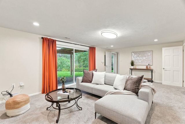1924 E 23rd Ave, Spokane, WA 99203