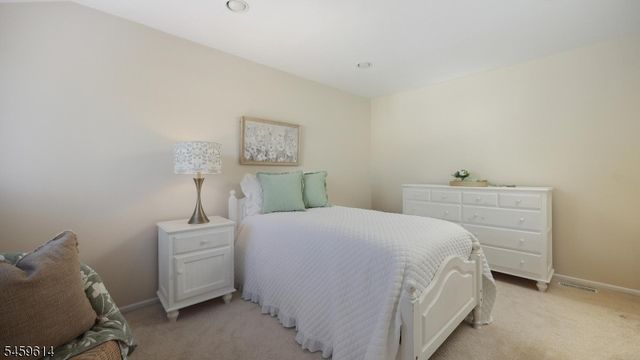 20 Crammer Ln, Hillsborough Twp., NJ 08844