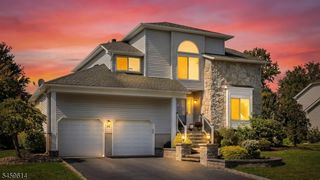 20 Crammer Ln, Hillsborough Twp., NJ 08844