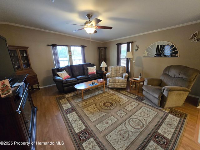 14221 Midmoor Boulevard, Brooksville, FL 34613