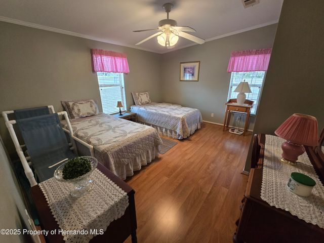 14221 Midmoor Boulevard, Brooksville, FL 34613