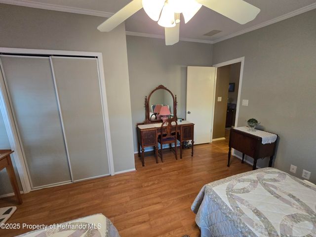 14221 Midmoor Boulevard, Brooksville, FL 34613