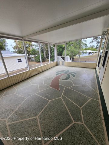 14221 Midmoor Boulevard, Brooksville, FL 34613