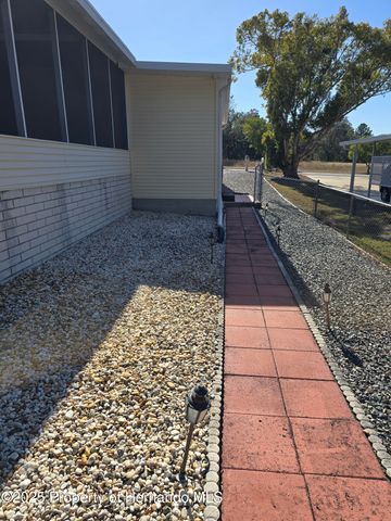 14221 Midmoor Boulevard, Brooksville, FL 34613