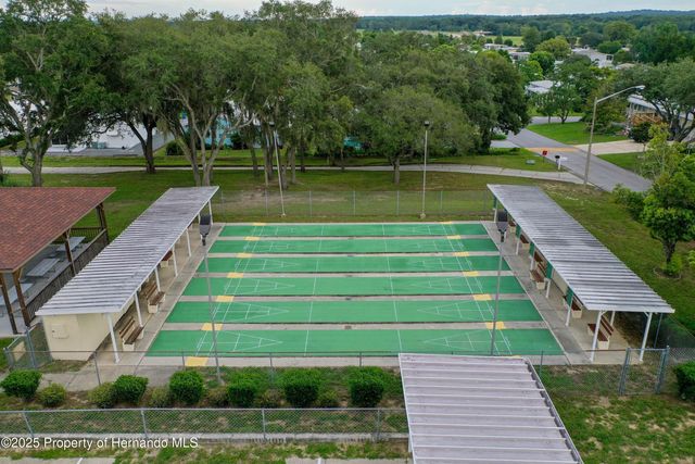 14221 Midmoor Boulevard, Brooksville, FL 34613