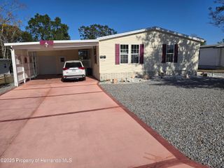 14221 Midmoor Boulevard, Brooksville, FL 34613