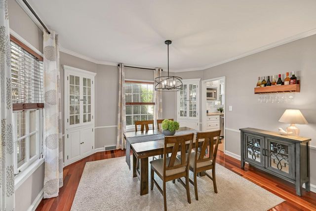 2630 N 89th STREET, Wauwatosa, WI 53226