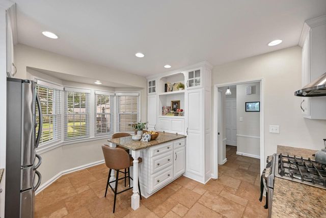 2630 N 89th STREET, Wauwatosa, WI 53226